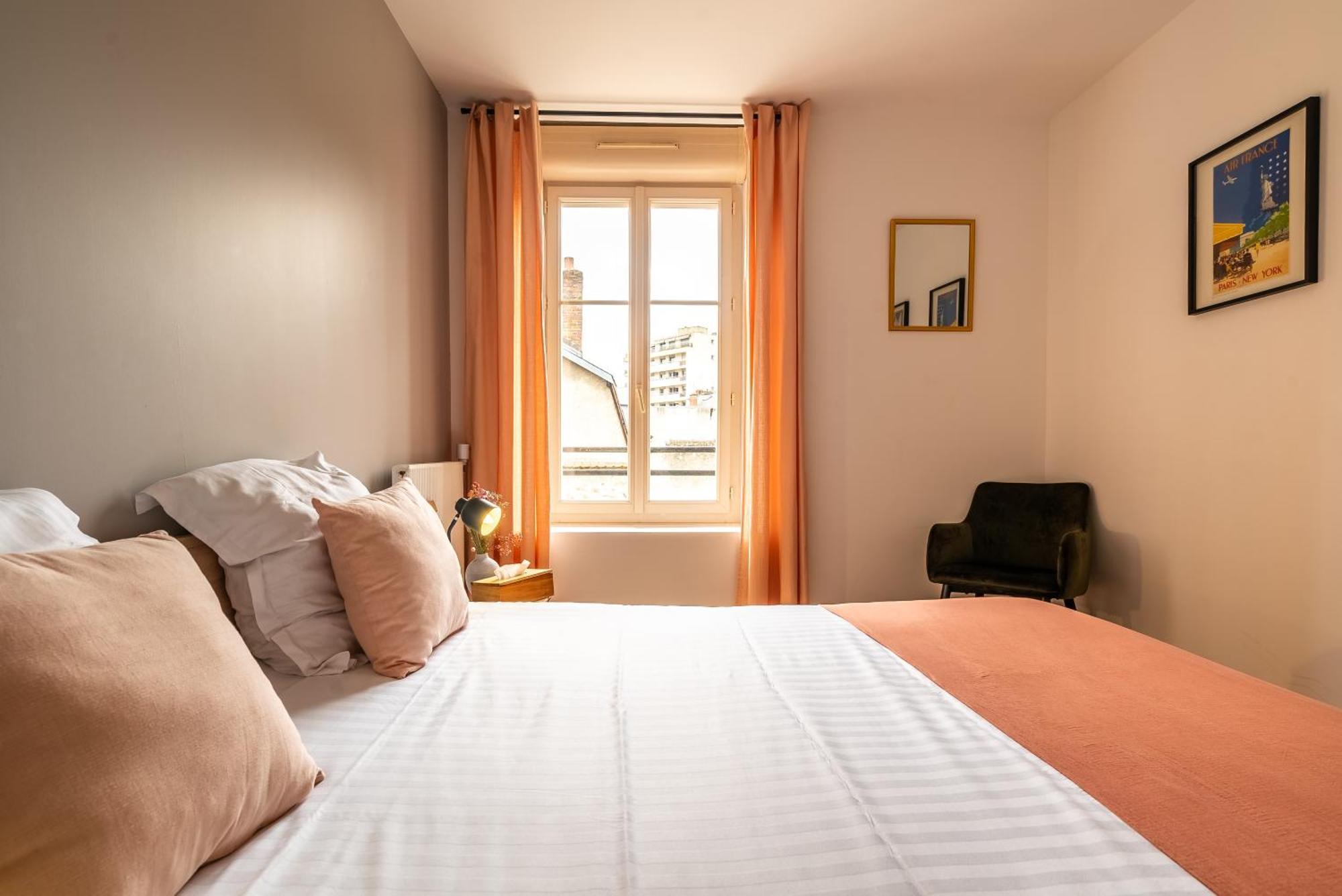 Mon Appart'Hotel - Gare De Limoges - Appartement Familial - Parking En Supp Ngoại thất bức ảnh